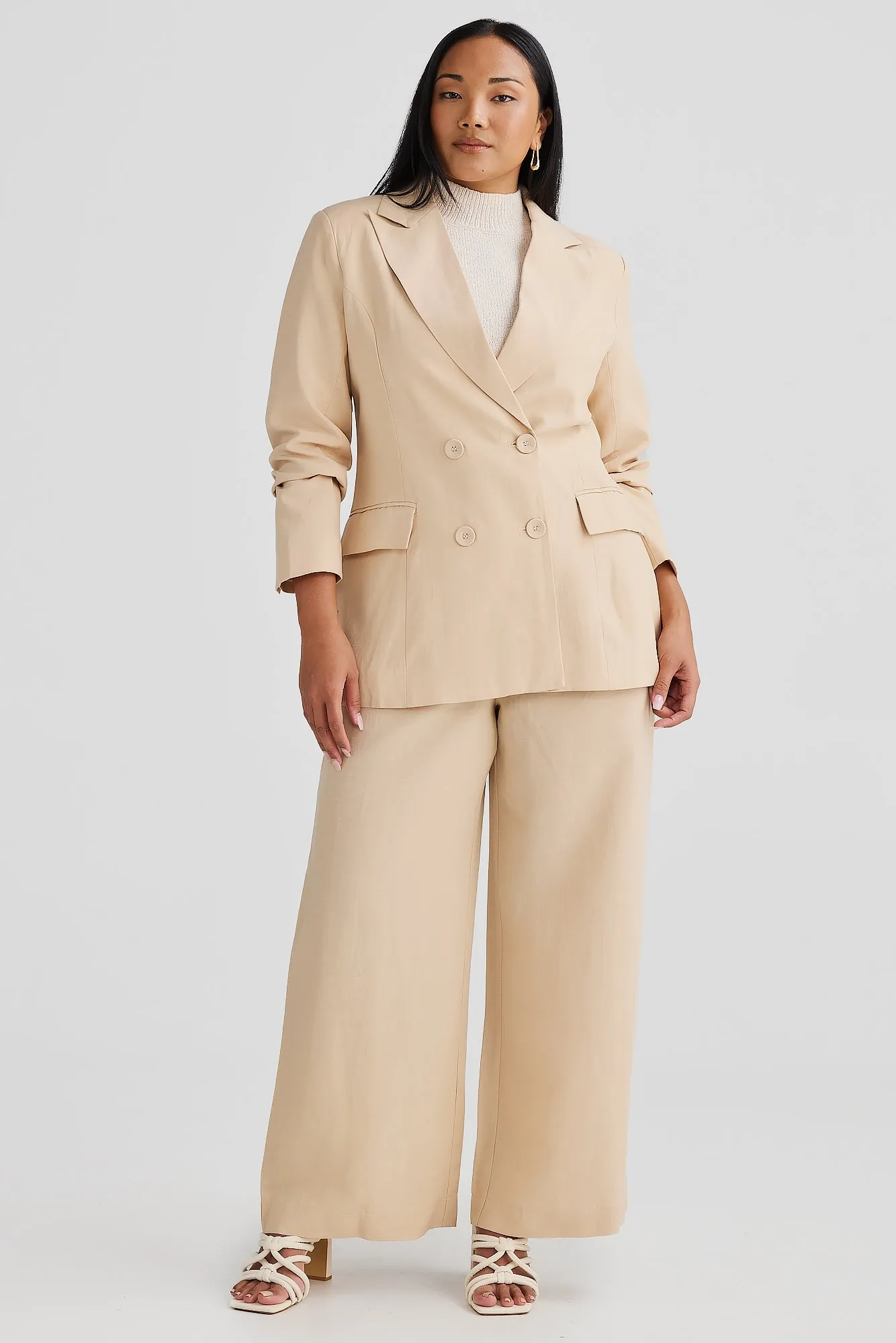 Core Linen Tailored Blazer - Macadamia