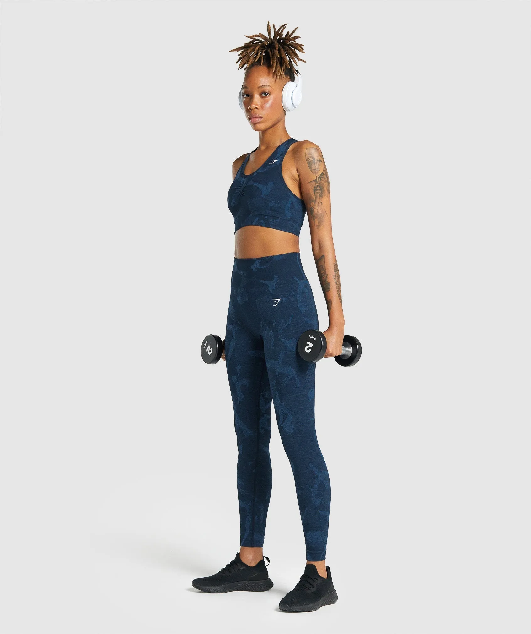 Gymshark Adapt Camo Seamless Racer Back Sports Bra - Savanna | Navy