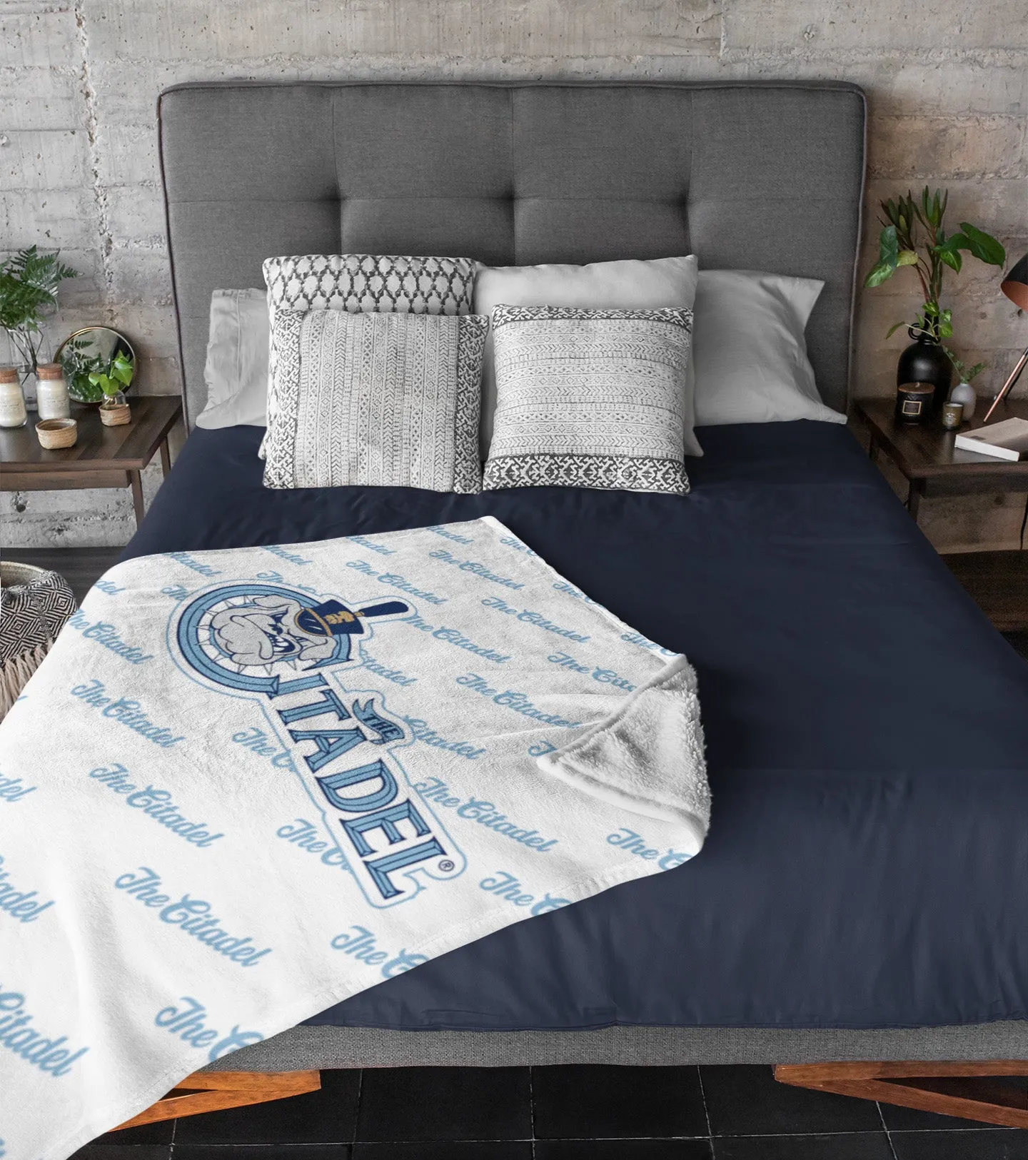 The Citadel, Vintage Spike logo, White Blanket